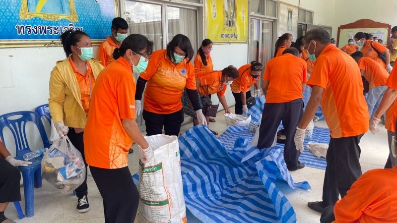 โครงการรณรงค์คัดแยกขยะตั้งแต่ต้นทาง ประจำปีงบประมาณ พ.ศ. 2567 วันที่ 5 กันยายน 2567 ณ หอประชุมเทศบาลตำบลปักธงชัย