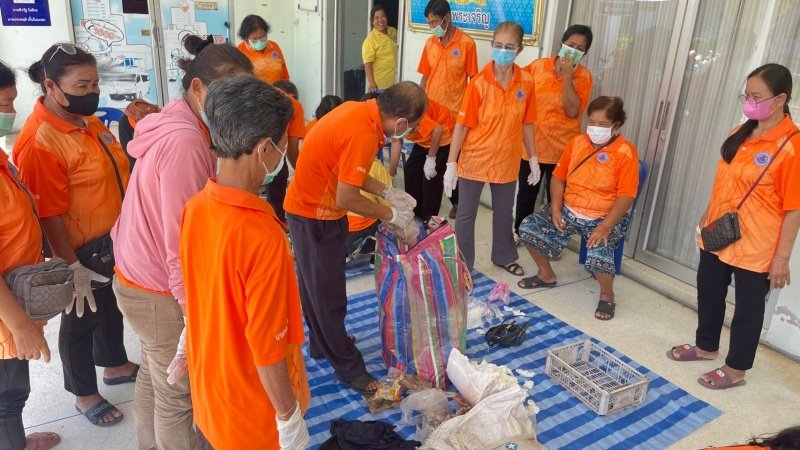 โครงการรณรงค์คัดแยกขยะตั้งแต่ต้นทาง ประจำปีงบประมาณ พ.ศ. 2567 วันที่ 5 กันยายน 2567 ณ หอประชุมเทศบาลตำบลปักธงชัย