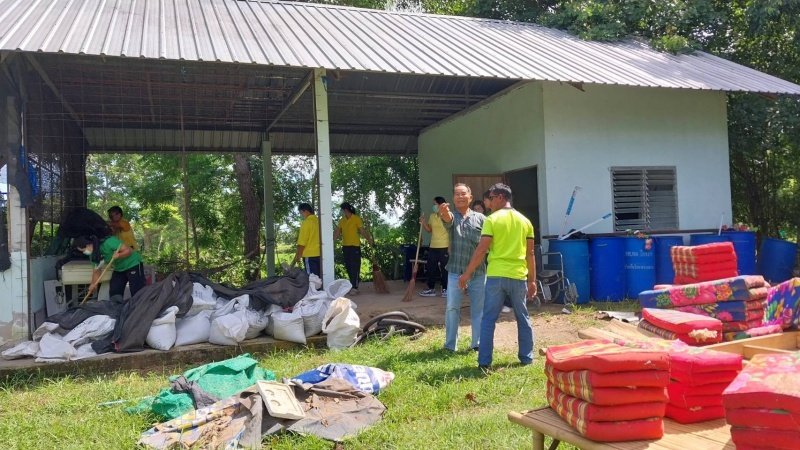 เทศบาลตำบลปักธงชัยจัดกิจกรรม 5ส ทุกวันพุธ ของสัปดาห์ พื่อความปลอดภัยในการทำงาน​​ สะสาง สะดวก สะอาด เป็นการพัฒนาสถานที่ สุขลักษณะ สร้างนิสัย เป็นการพัฒนาคน