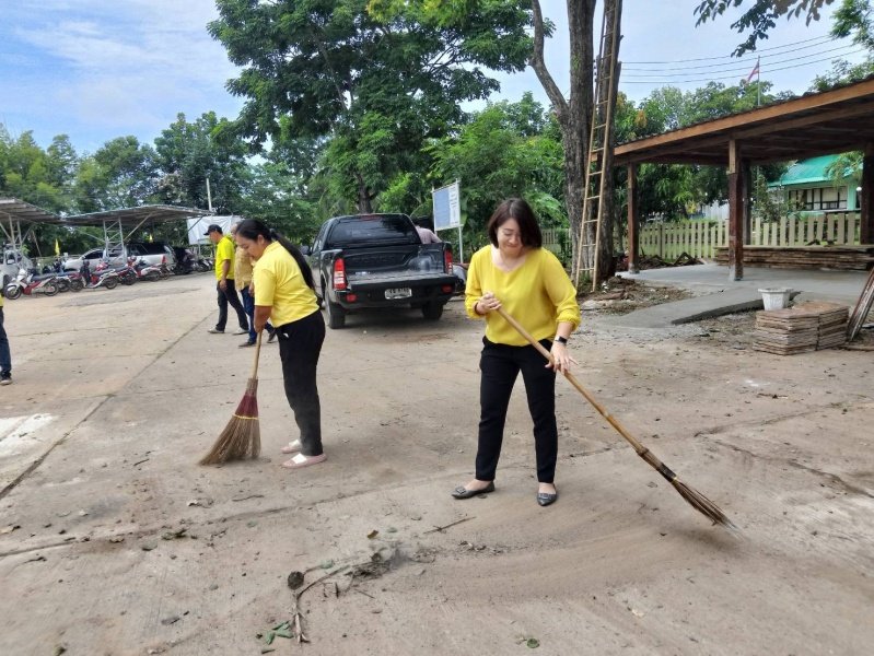 เทศบาลตำบลปักธงชัยจัดกิจกรรม 5ส ทุกวันพุธ ของสัปดาห์ พื่อความปลอดภัยในการทำงาน​​ สะสาง สะดวก สะอาด เป็นการพัฒนาสถานที่ สุขลักษณะ สร้างนิสัย เป็นการพัฒนาคน