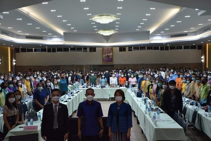 เทศบาลตำบลปักธงชัย ร่วมการประชุมเชิงปฏิบัติการเพื่อเตรียมความพร้อมการประเมินคุณธรรมและความโปร่งใสในการดำเนินงานของหน่วยงานภาครัฐ ประจำปีงบประมาณ พ.ศ. 2566 (ITA) รุ่นที่ 2 โดยนายสยาม ศิริมงคล ผู้ว่าราชการจังหวัดนครราชสีมา มอบหมายให้นายภูมิสิทธิ์ วังคีรี รองผู้ว่าราชการจังหวัดนครราชสีมา เป็นประธานเปิด วันพุธที่ 30 พฤศจิกายน 2565 เวลา 13.30 น. ณ หอประชุมเปรมติณสูลานนท์ จังหวัดนครราชสีมา