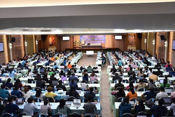 เทศบาลตำบลปักธงชัย ร่วมการประชุมเชิงปฏิบัติการเพื่อเตรียมความพร้อมการประเมินคุณธรรมและความโปร่งใสในการดำเนินงานของหน่วยงานภาครัฐ ประจำปีงบประมาณ พ.ศ. 2566 (ITA) รุ่นที่ 2 โดยนายสยาม ศิริมงคล ผู้ว่าราชการจังหวัดนครราชสีมา มอบหมายให้นายภูมิสิทธิ์ วังคีรี รองผู้ว่าราชการจังหวัดนครราชสีมา เป็นประธานเปิด วันพุธที่ 30 พฤศจิกายน 2565 เวลา 13.30 น. ณ หอประชุมเปรมติณสูลานนท์ จังหวัดนครราชสีมา