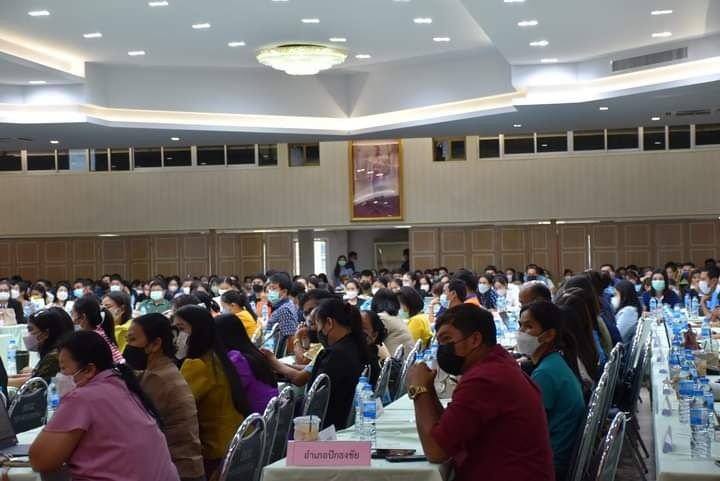 เทศบาลตำบลปักธงชัย ร่วมการประชุมเชิงปฏิบัติการเพื่อเตรียมความพร้อมการประเมินคุณธรรมและความโปร่งใสในการดำเนินงานของหน่วยงานภาครัฐ ประจำปีงบประมาณ พ.ศ. 2566 (ITA) รุ่นที่ 2 โดยนายสยาม ศิริมงคล ผู้ว่าราชการจังหวัดนครราชสีมา มอบหมายให้นายภูมิสิทธิ์ วังคีรี รองผู้ว่าราชการจังหวัดนครราชสีมา เป็นประธานเปิด วันพุธที่ 30 พฤศจิกายน 2565 เวลา 13.30 น. ณ หอประชุมเปรมติณสูลานนท์ จังหวัดนครราชสีมา