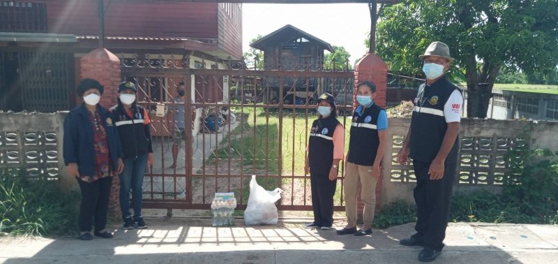 เทศบาลตำบลปักธงชัยมอบถุงยังชีพให้แก่ผู้กักตัว ในเขตพื้นที่เทศบาลตำบลปักธงชัยประจำเดือนกรกฎาคม - กันยายน 2564