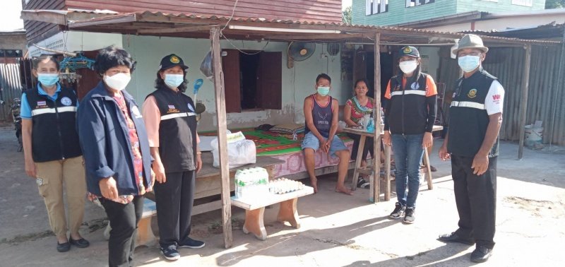 เทศบาลตำบลปักธงชัยมอบถุงยังชีพให้แก่ผู้กักตัว ในเขตพื้นที่เทศบาลตำบลปักธงชัยประจำเดือนกรกฎาคม - กันยายน 2564