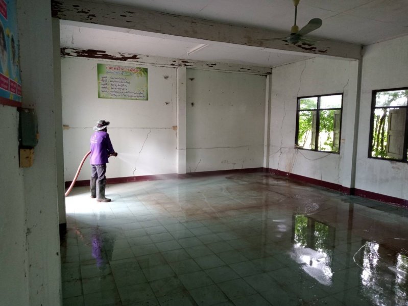 เทศบาลตำบลปักธงชัย เตรียมสถานที่ศูนย์แยกกักตัวในชุมชน Community Isolation (CI) ประจำปี พ.ศ. 2564 ณ โรงเรียนโพธิ์ทอง บ้านโรงนา ตำบลเมืองปัก อำเภอปักธงชัย จังหวัดนครราชสีมา