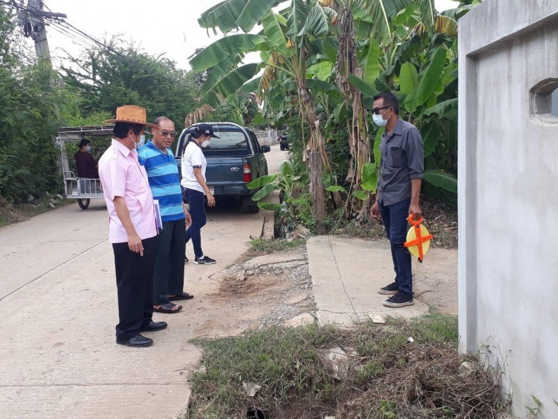 เทศบาลตำบลปักธงชัย ตัดต้นไม้เพื่อป้องกันอันตราย ประจำเดือนกรกฎาคม - กันยายน 2564 ในเขตพื้นที่เทศบาลตำบลปักธงชัย