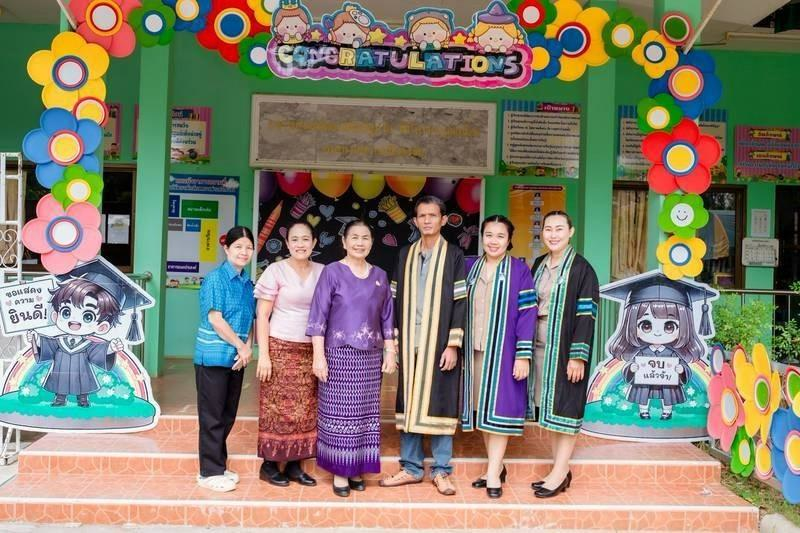 ศูนย์พัฒนาเด็กเล็กเทศบาลตำบลปักธงชัย จัดพิธีมอบวุฒิบัตรบัณฑิตน้อย ประจำปีการศึกษา 2567 วันที่ 21 มีนาคม 2568