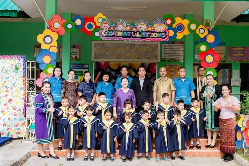 ศูนย์พัฒนาเด็กเล็กเทศบาลตำบลปักธงชัย จัดพิธีมอบวุฒิบัตรบัณฑิตน้อย ประจำปีการศึกษา 2567 วันที่ 21 มีนาคม 2568